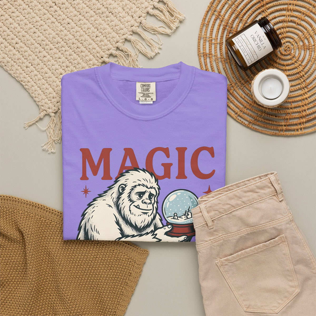 Sasquatch Penguin T-Shirt Christmas Frost Gift Women Antique T-Shirt Bigfoot T-Shirt Xmas Fan Vintage T-Shirt Frosty Graphic Throwback Snow Ball