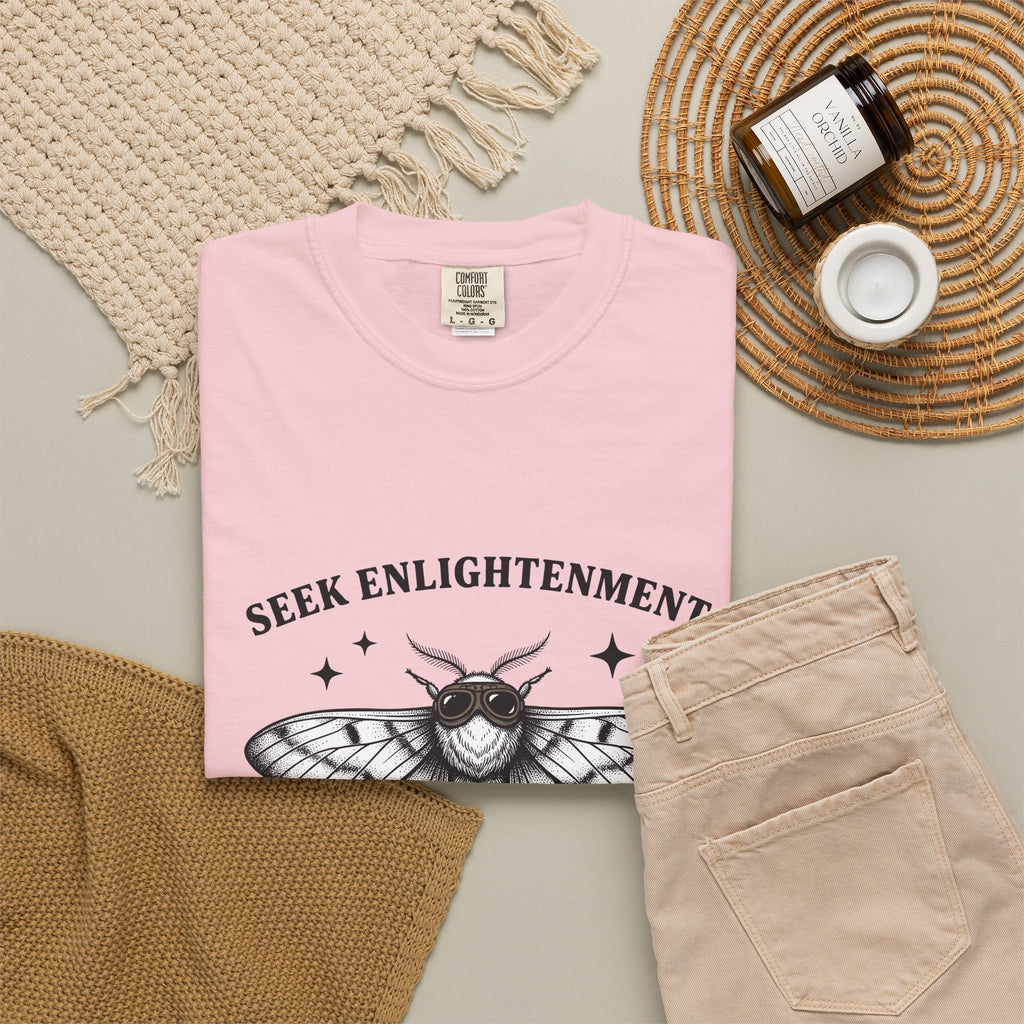 Moth Illustration T-Shirt Funny Wildlife Gift Women Retro T-Shirt Bug T-Shirt Humor Fan Vintage T-Shirt Animal Graphic Sketch Star Shapes T-Shirt