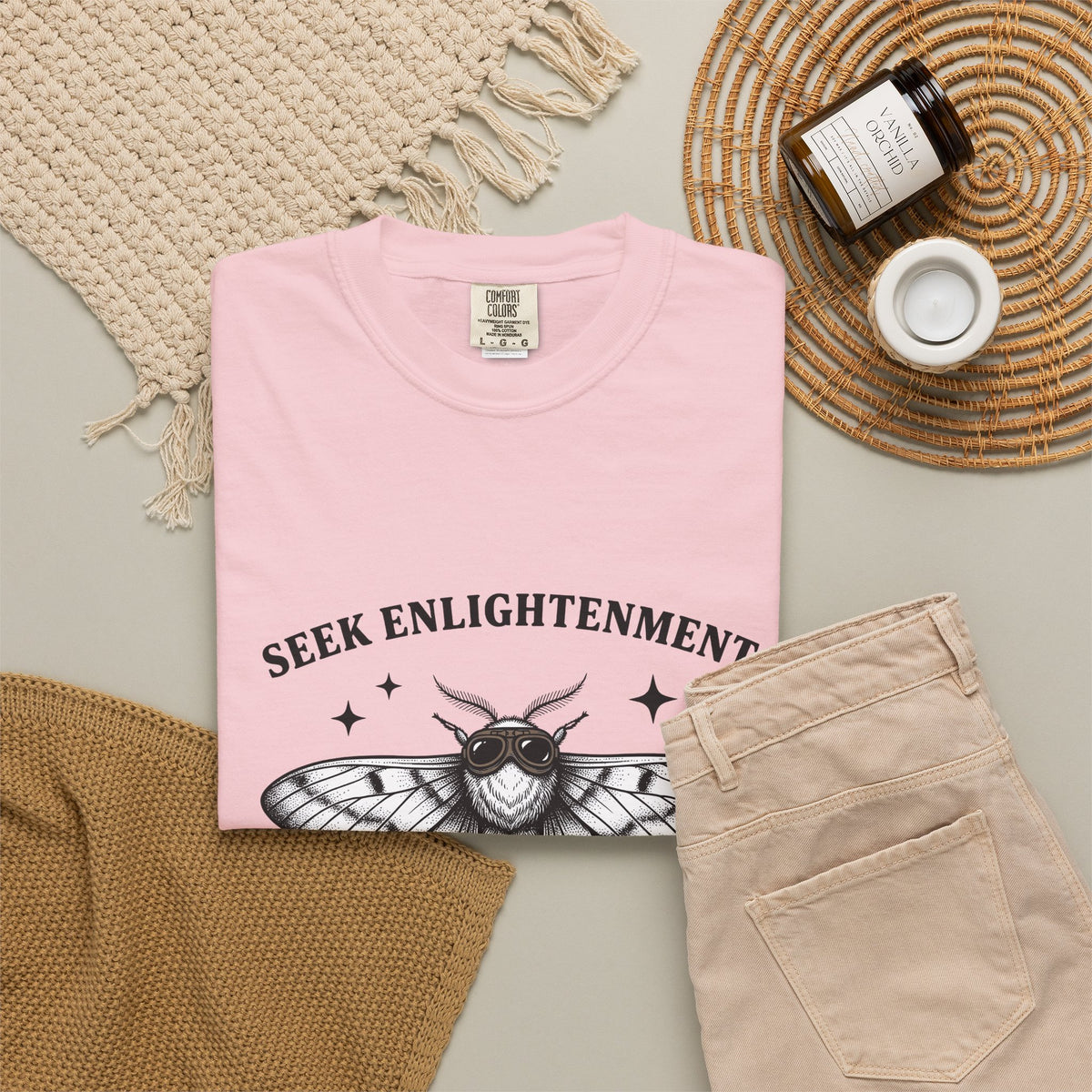 Moth Illustration T-Shirt Funny Wildlife Gift Women Retro T-Shirt Bug T-Shirt Humor Fan Vintage T-Shirt Animal Graphic Sketch Star Shapes T-Shirt