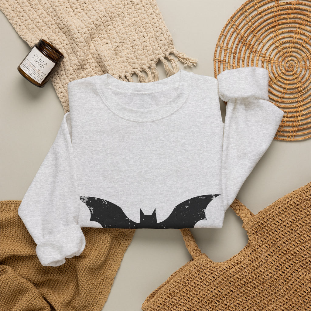 Bat Halloween Horror Gift Vintage Flying Creature Spooky Fan Dark Macabre Simple Sweatshirt