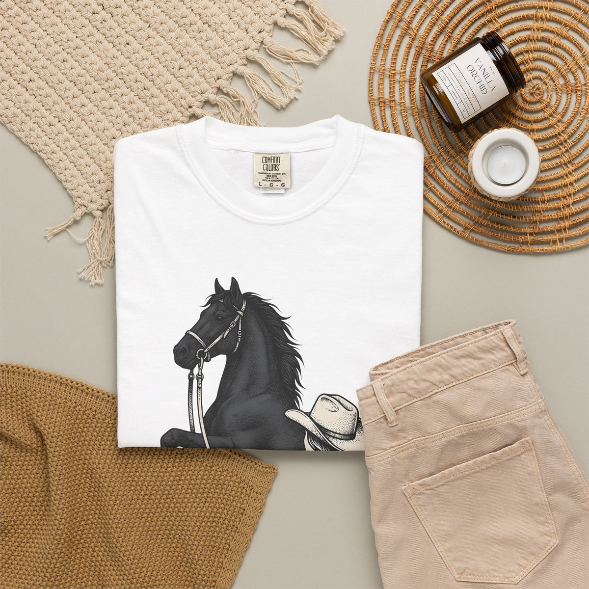 Ranch Horse T-Shirt Cowgirl Cowboy Gift Women Old School T-Shirt Ranch Horse T-Shirt Rodeo Fan Vintage T-Shirt Cowboy Graphic Line Art Power Bolt