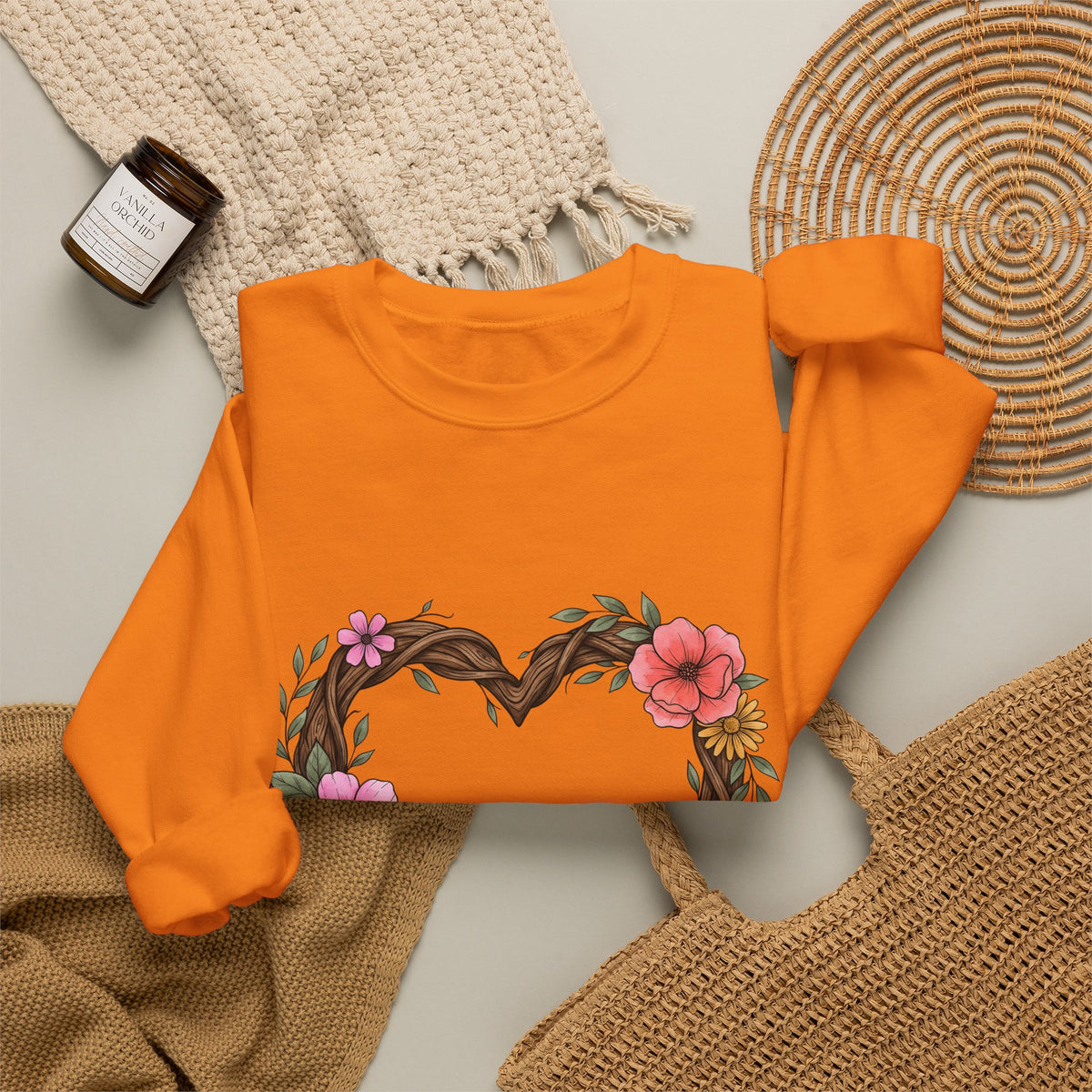Floral Heart Sweatshirt Boho Chic Nature Gift Women Hand Drawn Sweatshirt Heart Sweatshirt Bohemian Fan Illustrated Sweatshirt Environmental Graphic Botanical