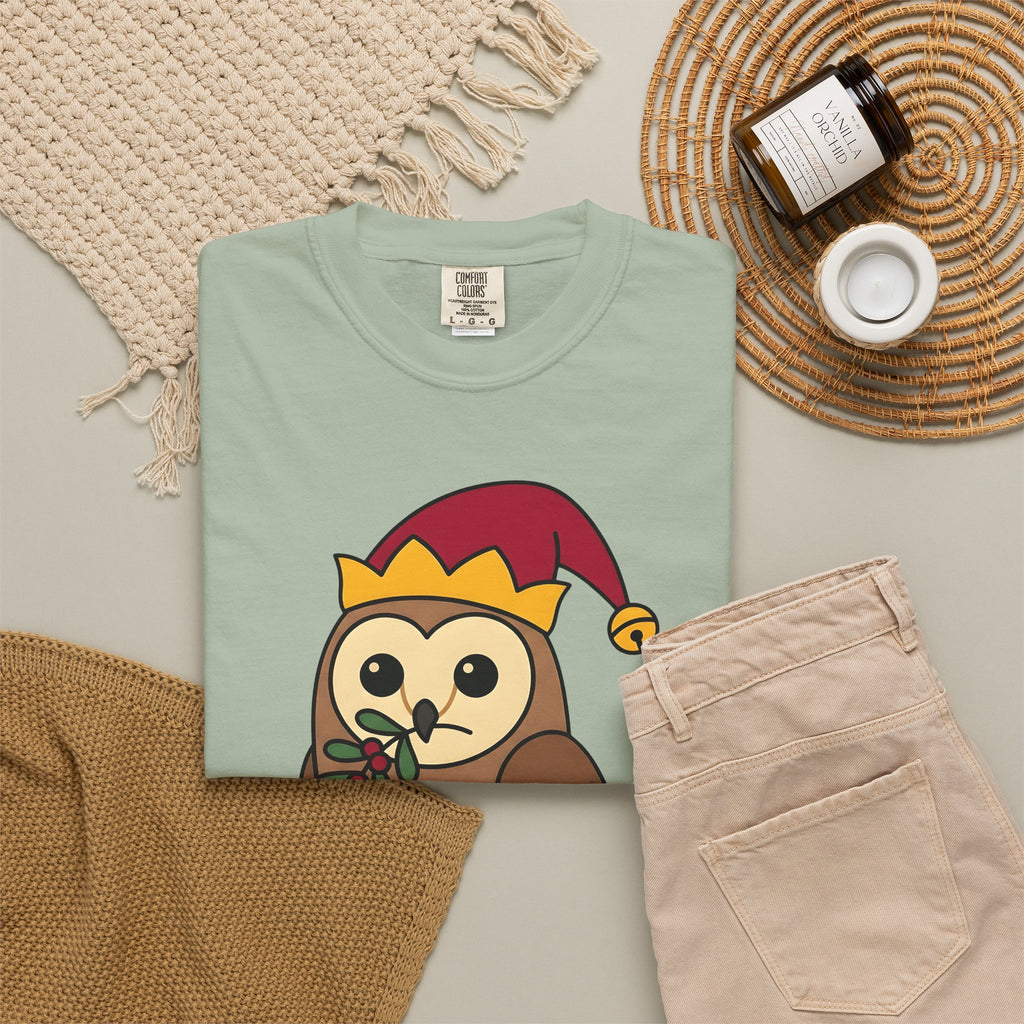 Owl Print T-Shirt Christmas Fauna Gift Women Playful T-Shirt Owl T-Shirt Christmas Fan Hoot Graphic Wildlife Illustration Fun Pine T-Shirt