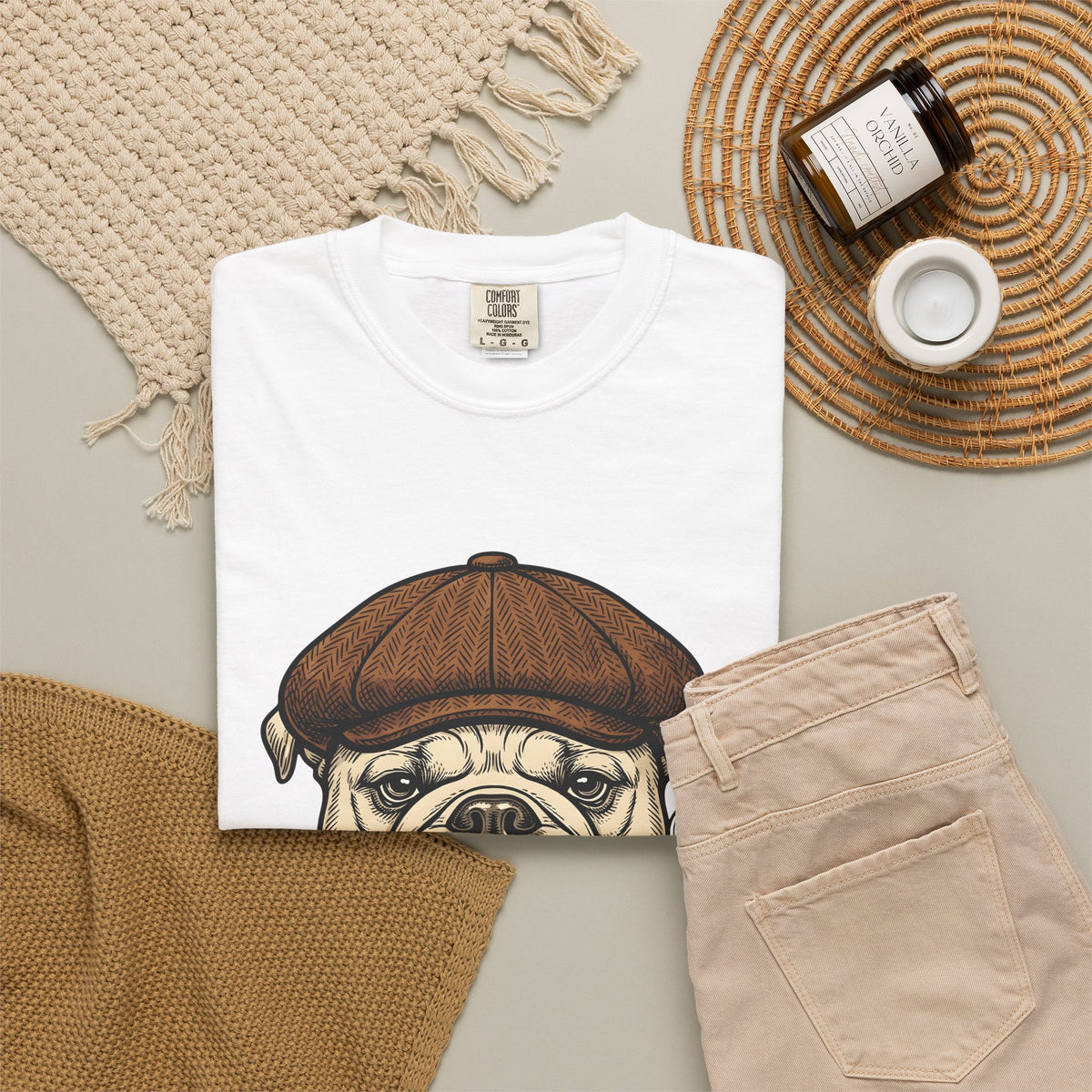 Bulldog Head T-Shirt Dog Creatures Gift Women Old School T-Shirt Bulldog T-Shirt Dog Fan Bulldog Graphic T-Shirt Vintage Illustration Animal
