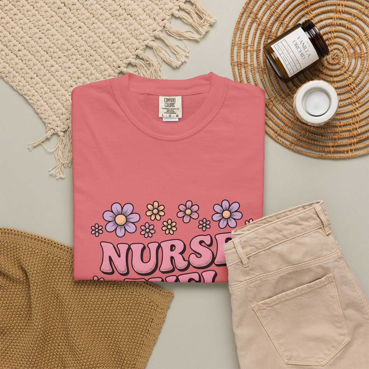 Flower Graphic T-Shirt Nurses Floral Gift Women Groovy T-Shirt Illustration T-Shirt Nurse Enthusiast Psychedelic T-Shirt Botanical Graphic Floral