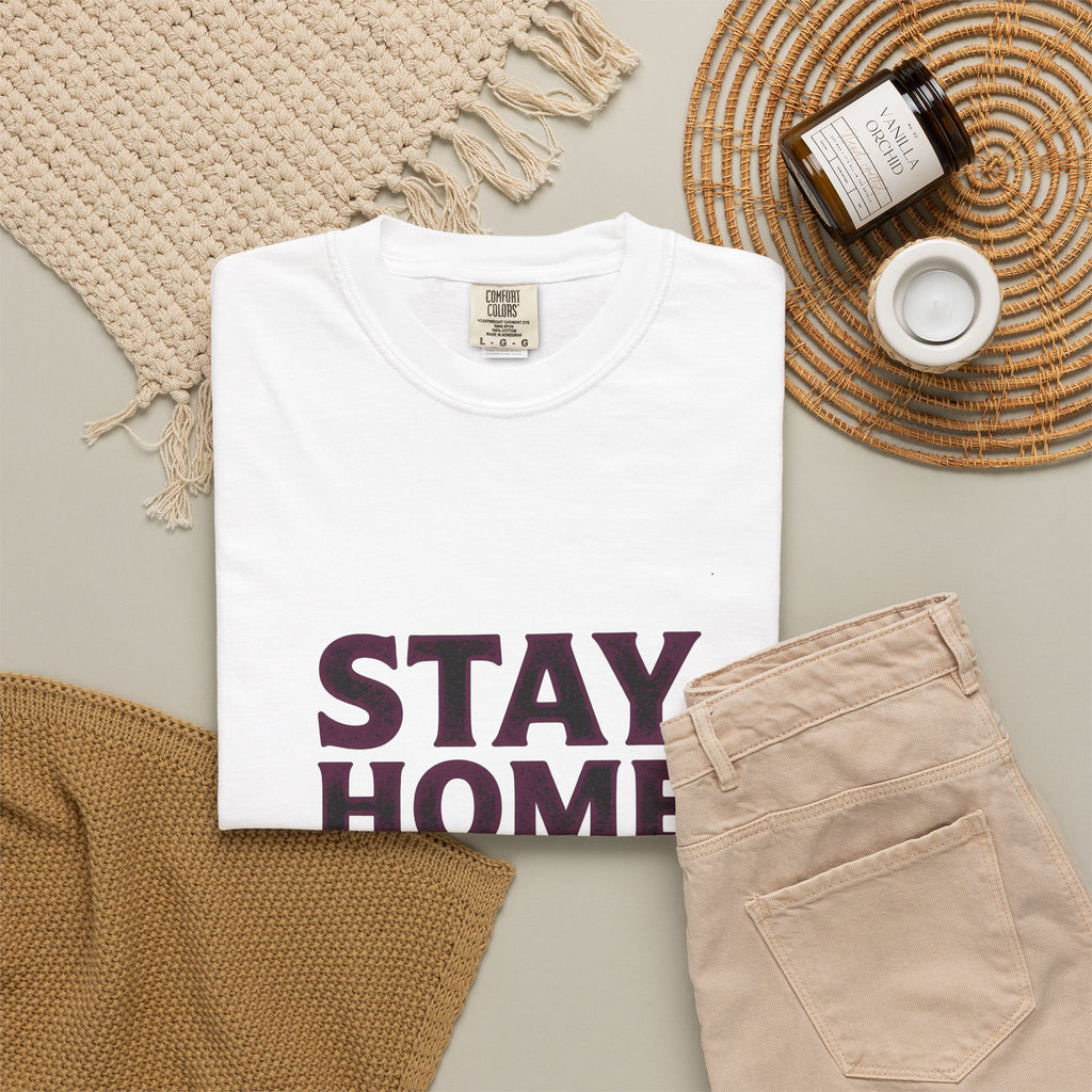 Pet Bed T-Shirt Dog House Gift Women Retro T-Shirt Dog Bed T-Shirt Dog Fan Homeware Graphic Hand Drawn Speckled Print T-Shirt