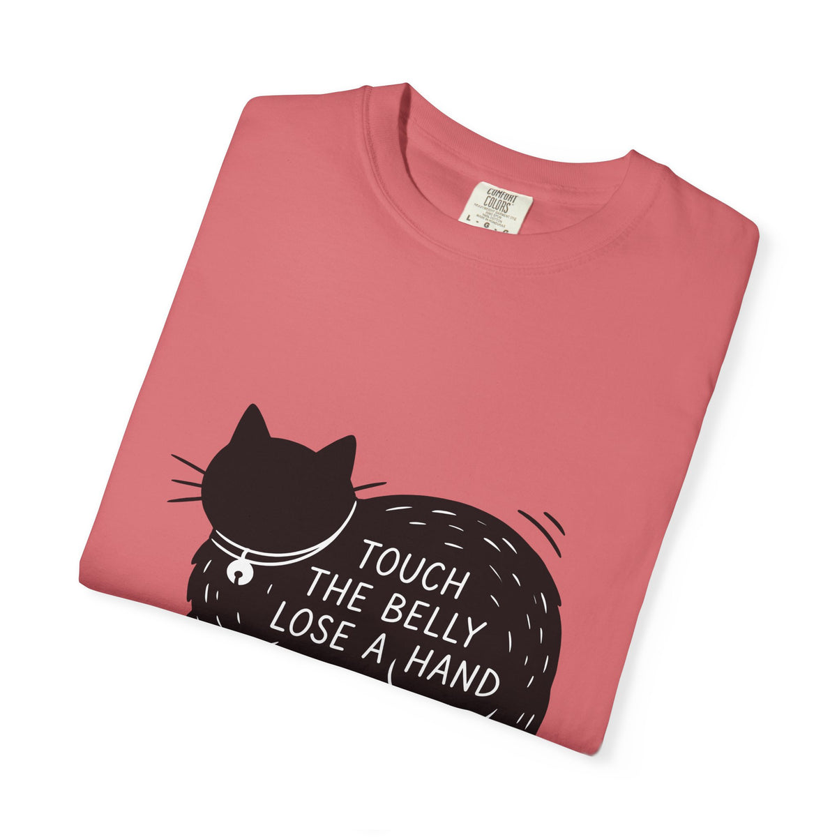 Black Feline T-Shirt Cat Fun Gift Women Flat T-Shirt Cat T-Shirt Cat Fan Minimalist T-Shirt Humorous Graphic Chic Pendant T-Shirt