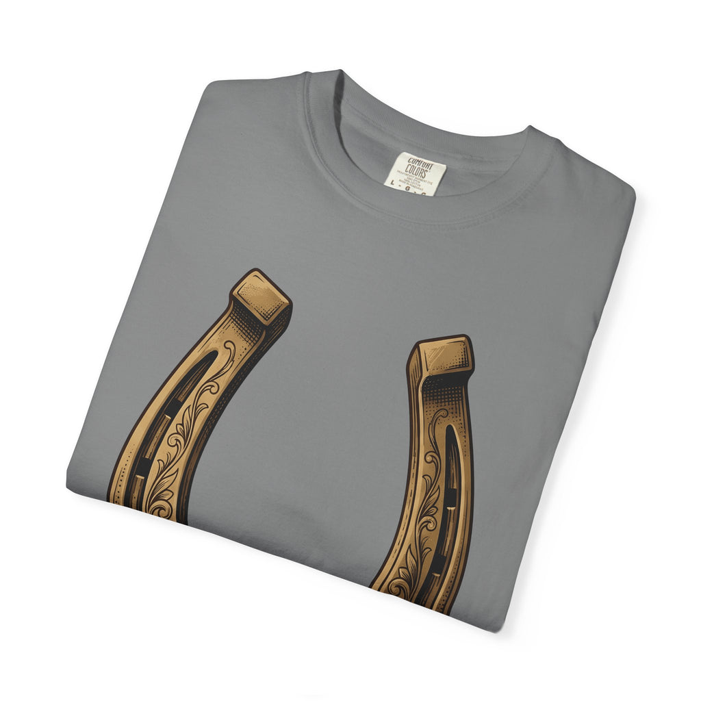 Horseshoe T-Shirt Cowgirl Farm Gift Women Cowboy T-Shirt Shoe T-Shirt Rodeo Fan Western T-Shirt Ranch Graphic Retro Flower T-Shirt