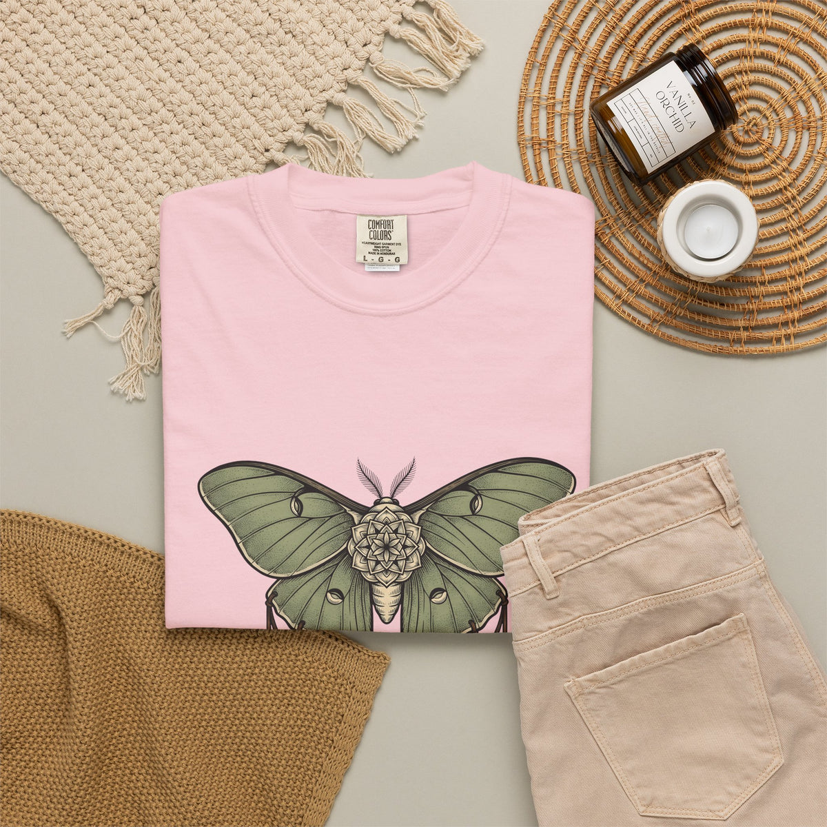 Luna Moth T-Shirt Boho Chic Nature Gift Women Tattoo T-Shirt Actias Luna T-Shirt Hippie Fan Tribal T-Shirt Environmental Graphic Vintage Crystals