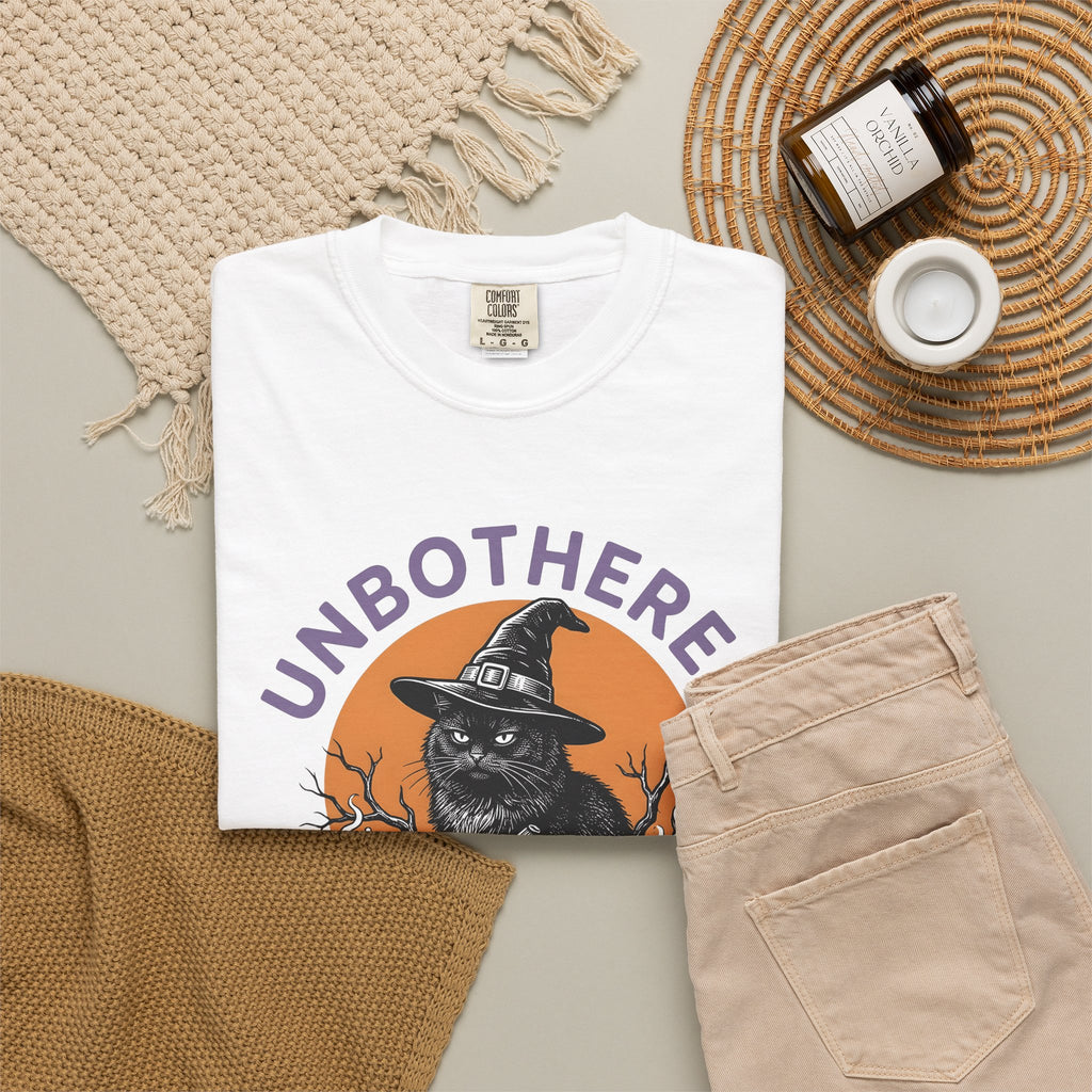 Black Cat Witch Hat Halloween Animal Gift Cartoon Witch Hat Halloween Fan Cat Minimalist T-Shirt