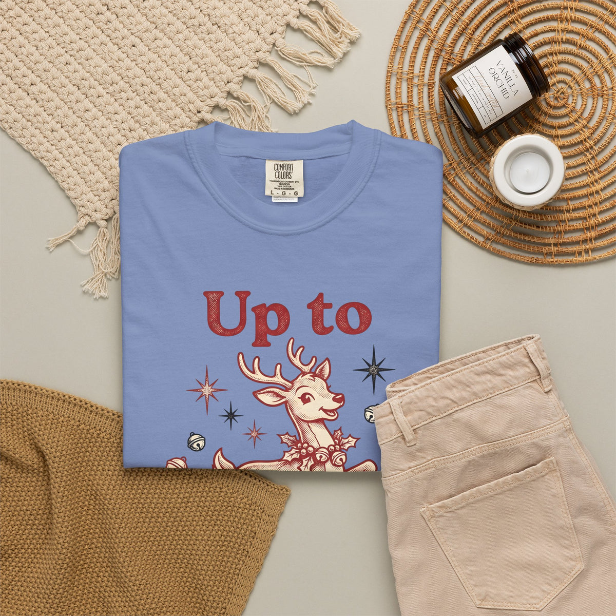 Reindeer Graphic T-Shirt Christmas Holiday Gift Women Vintage T-Shirt Caribou T-Shirt Xmas Fan Distressed T-Shirt Seasonal Graphic Retro Jingle