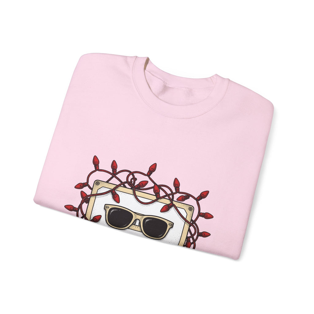 Cassette Tape Sweatshirt Christmas Music Gift Women Retro Sweatshirt Mixtape Sweatshirt Xmas Fan Retro Sweatshirt Melody Graphic Vintage Sunglasses Sweatshirt