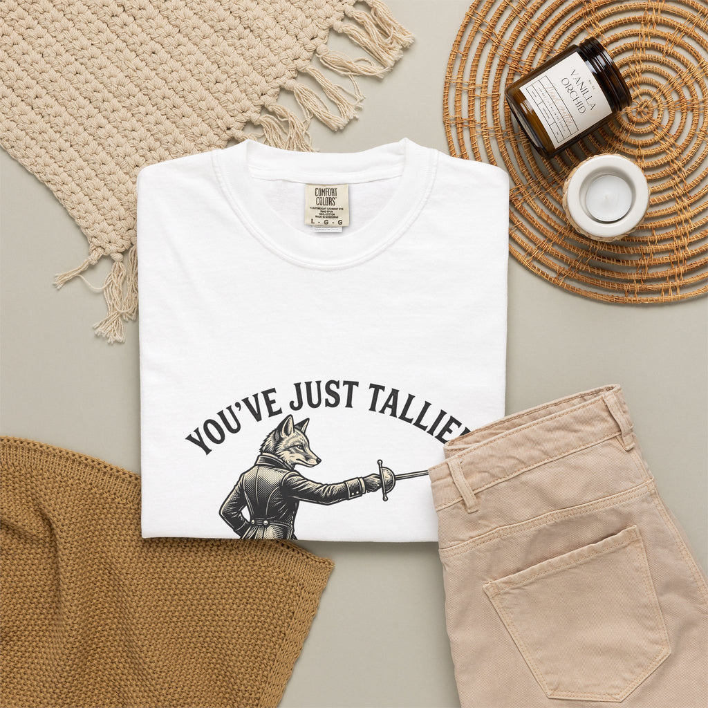 Fox Fencer T-Shirt Funny Animal Gift Women Vintage T-Shirt Foxer T-Shirt Humor Fan Retro T-Shirt Creature Graphic Hand Drawn Sword T-Shirt