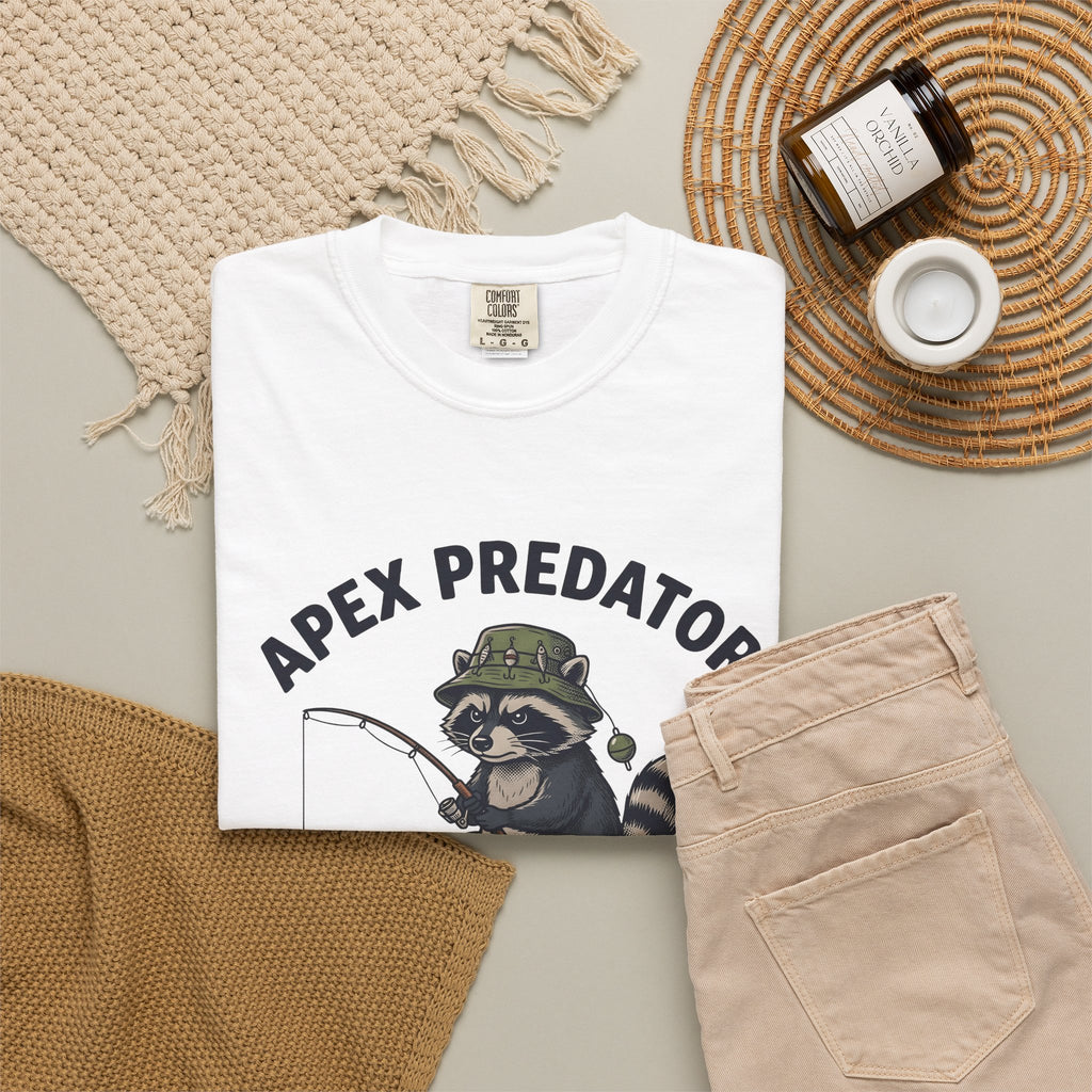 Raccoon Angler Fishing Wildlife Gift Cute Trash Panda Angling Fan Furry Retro Fishing Boat T-Shirt