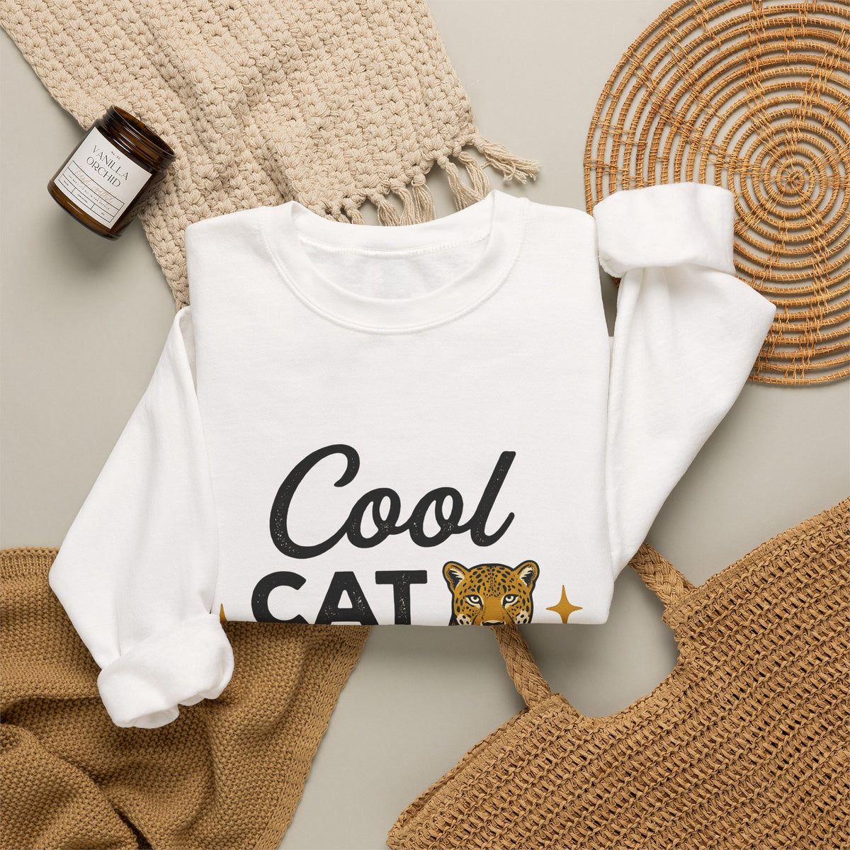 Spotted Cat Sweatshirt Cat Fauna Gift Women Antique Sweatshirt Tabby Cat Sweatshirt Cat Fan Feline Sweatshirt Wildlife Graphic Throwback Twinkles Sweatshirt