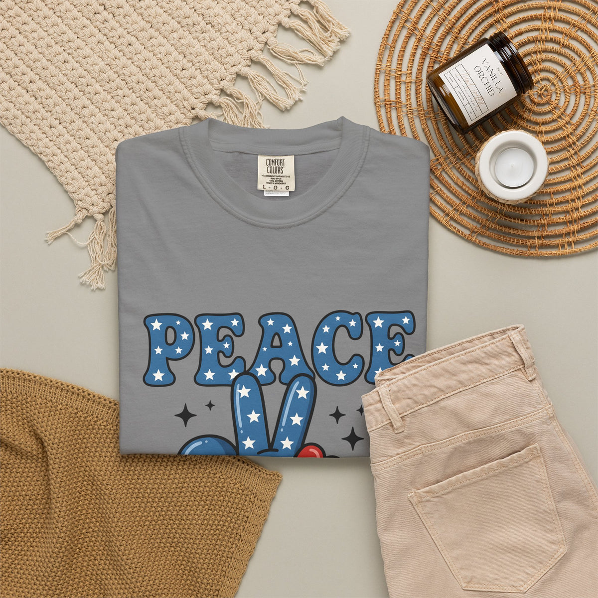 Peace Gesture T-Shirt America/4th Of July Celebration Gift Women Sketch T-Shirt Peace Sign T-Shirt Patriot Fan Hand Drawn T-Shirt Party Graphic