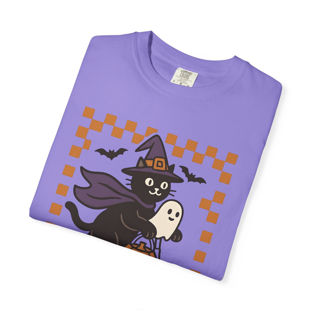 Witch Kitty Design T-Shirt Cat Holiday Gift Women Cute T-Shirt Cat Lady T-Shirt Feline Fan Kawaii T-Shirt Halloween Graphic Vintage Jack-O-Lantern