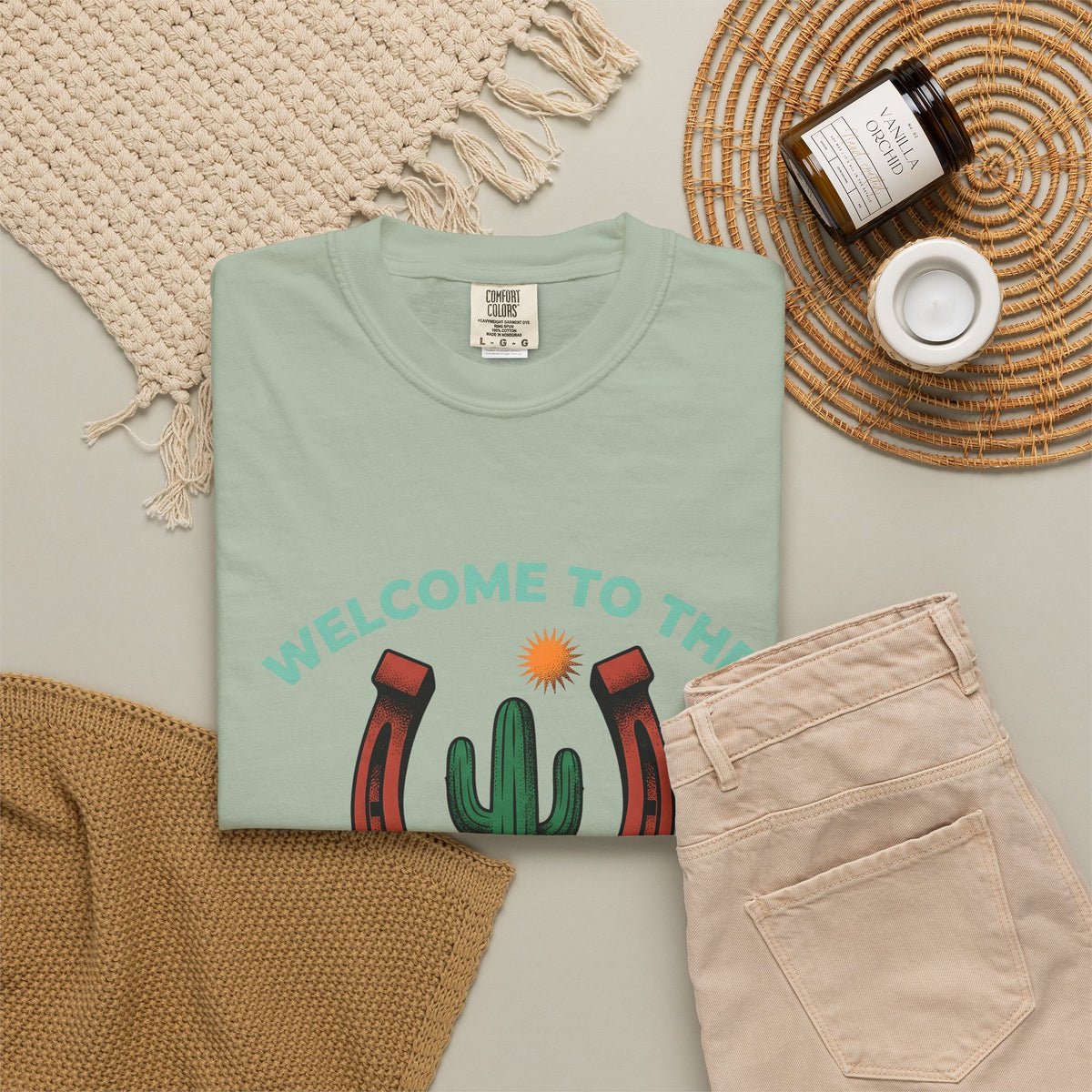 Green Horseshoe T-Shirt Cowgirl Farming Gift Women Folk T-Shirt Lucky Charm T-Shirt Rancher Fan Primitive T-Shirt Agricultural Graphic Old School