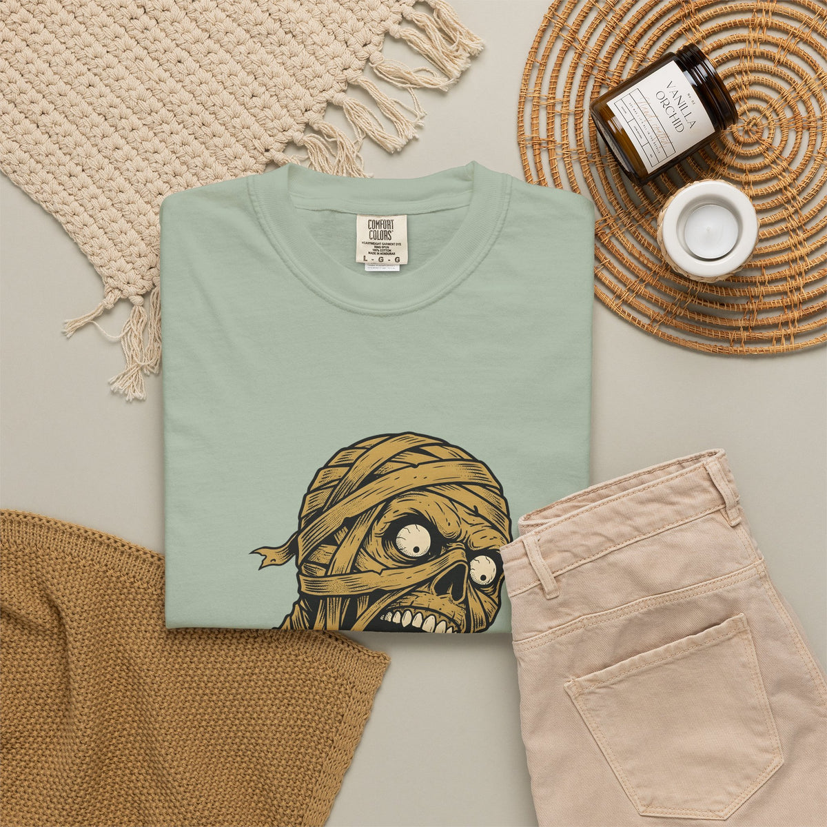 Mummy Skull T-Shirt Halloween Ghost Gift Women Creepy T-Shirt Skull T-Shirt Horror Fan Spooky T-Shirt Specter Graphic Classic Scarab T-Shirt