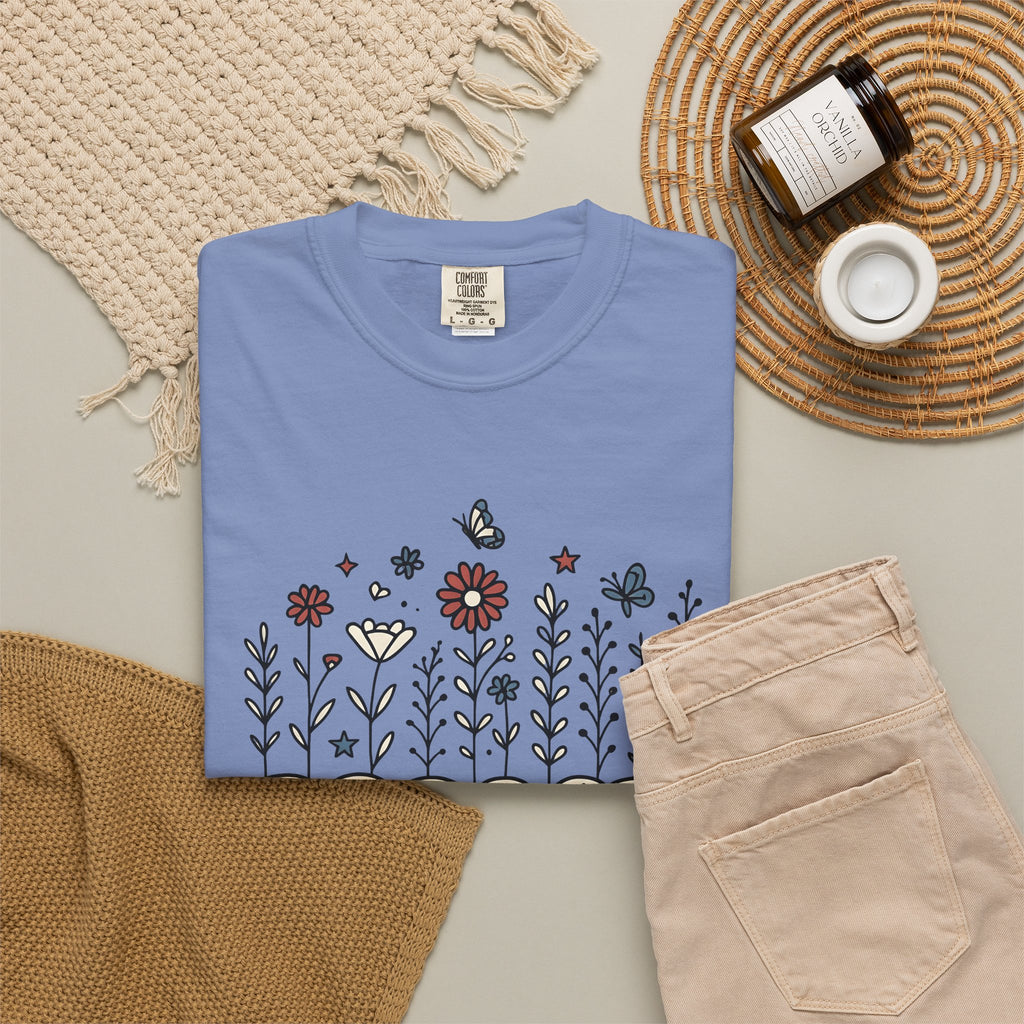 Floral Home Graphic T-Shirt America Patriotic Gift Women Boho T-Shirt Home Decor T-Shirt American Fan Bohemian T-Shirt Star Graphic Retro Butterfly