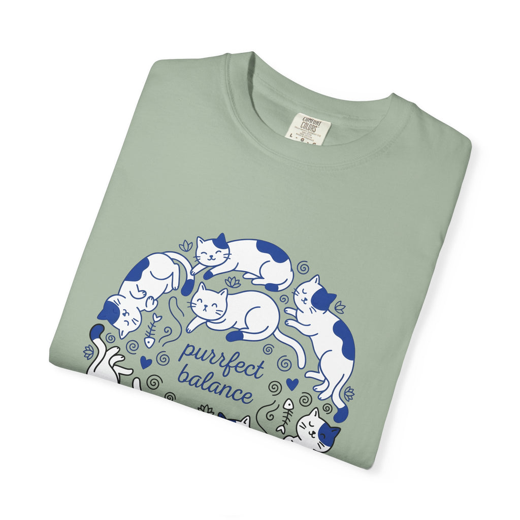 Sleeping Cats T-Shirt Cat Animals Gift Women Doodle T-Shirt Kitten T-Shirt Cat Fan Feline T-Shirt Cartoon Graphic Wildlife Illustration Minimalist