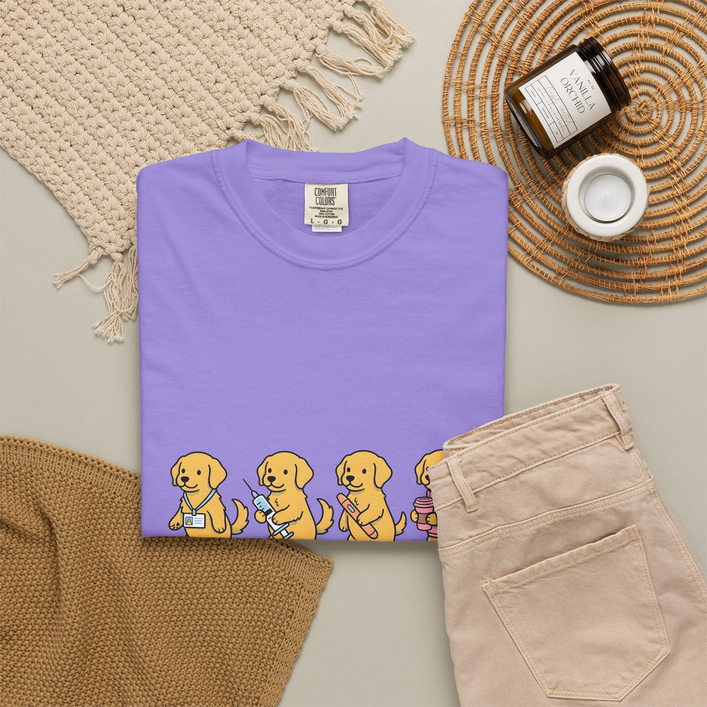 Golden Retriever Dog T-Shirt Nurses Animal Gift Women Cartoon T-Shirt Retriever T-Shirt Nurse Enthusiast Caricature T-Shirt Pet Graphic Doodle