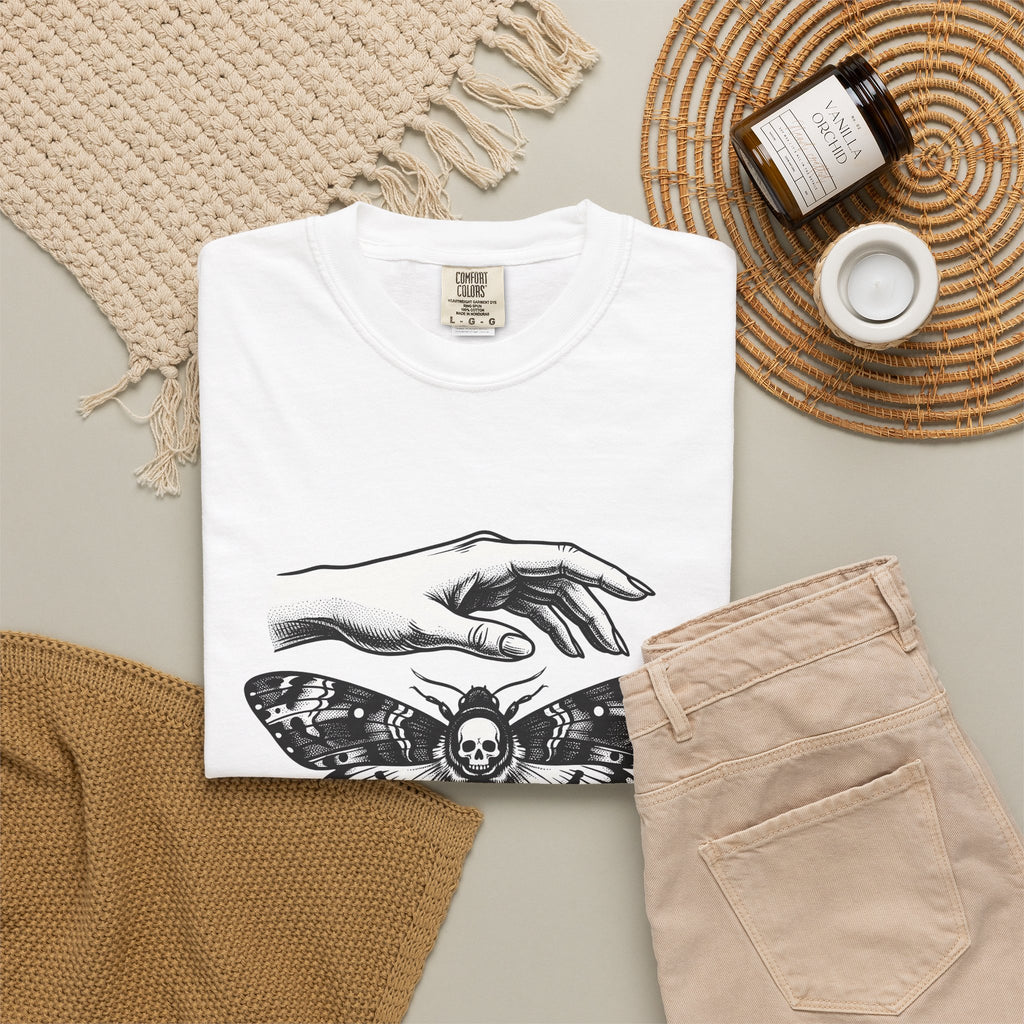 Skeleton Moth T-Shirt Boho Chic Dark Fashion Gift Women Traditional Tattoo T-Shirt Moth T-Shirt Bohemian Fan Sailor T-Shirt Gothic Graphic Antique