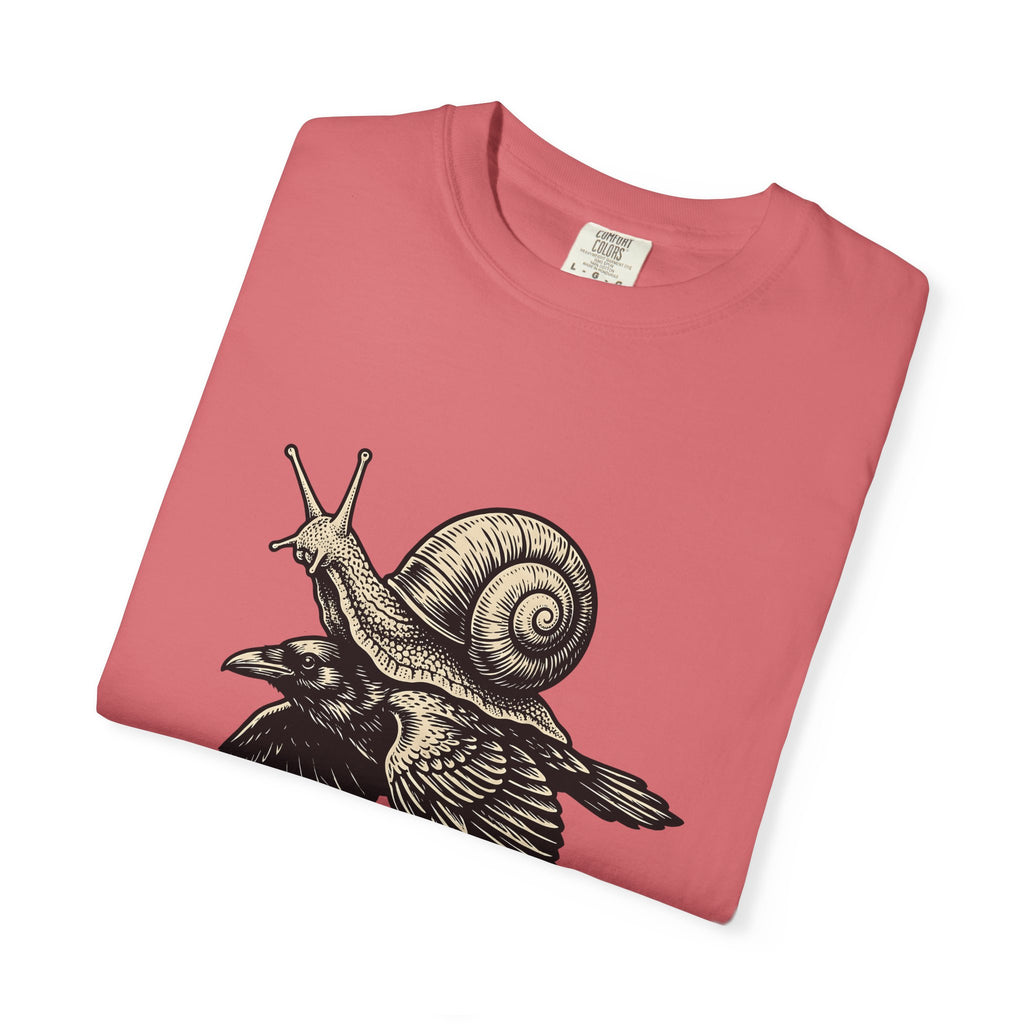 Slug Raven T-Shirt Funny Wildlife Gift Women Classic T-Shirt Raven T-Shirt Humor Fan Vintage T-Shirt Animal Graphic Doodle Wings T-Shirt