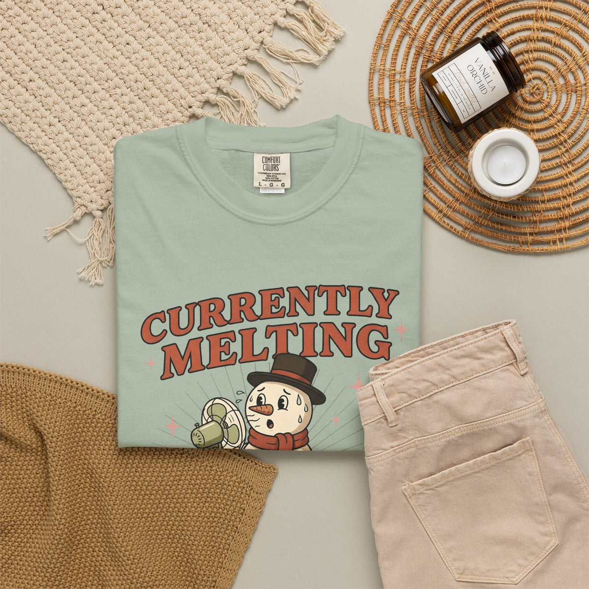 Snowman Fan T-Shirt Christmas Humor Gift Women Cartoon T-Shirt Frosty T-Shirt Xmas Fan Toon T-Shirt Funny Graphic Vintage Hat T-Shirt