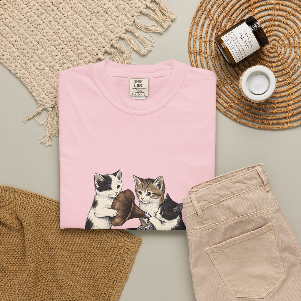 Cats Turntable T-Shirt Cat Songs Gift Women Sketch T-Shirt Record Player T-Shirt Feline Fan Vinyl T-Shirt Music Graphic Cartoon Lp Discs T-Shirt