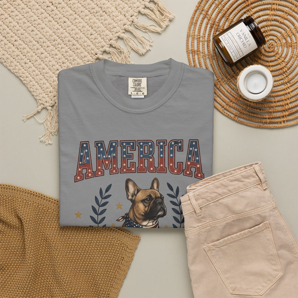 French Bulldog T-Shirt America Patriotic Gift Women Vintage T-Shirt Bouledogue T-Shirt American Fan Retro Illustration Graphic Retro Stars T-Shirt