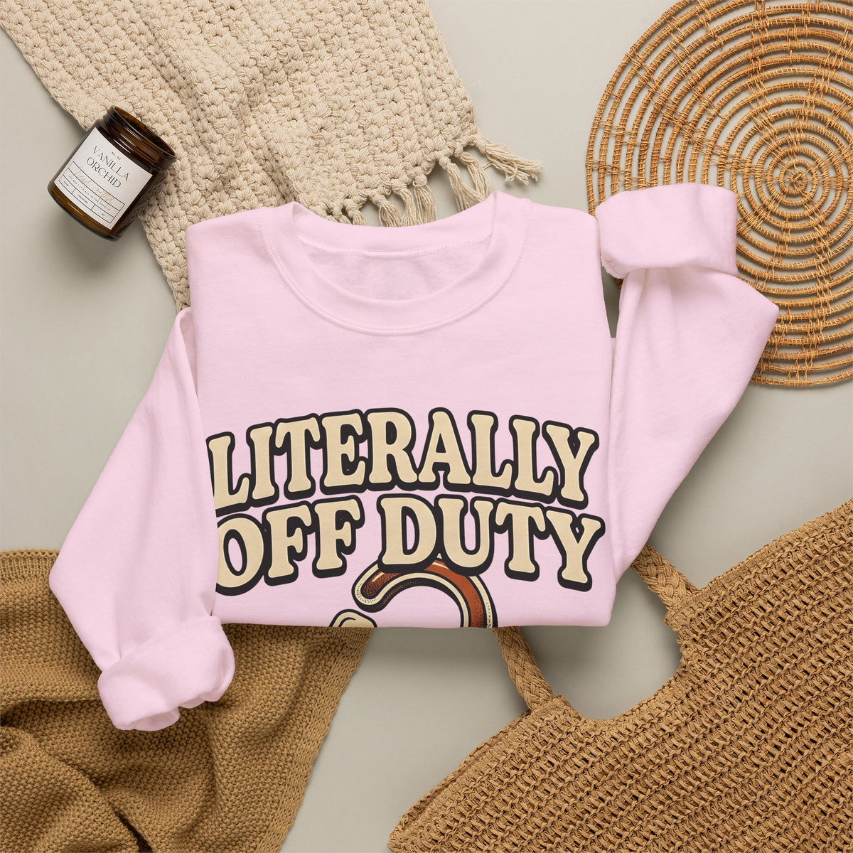 Door Hanger Lock Sweatshirt Nurses Travel Gift Women Shabby Chic Sweatshirt Door Security Sweatshirt Nurse Enthusiast Vintage Sweatshirt Wanderlust Graphic Mid
