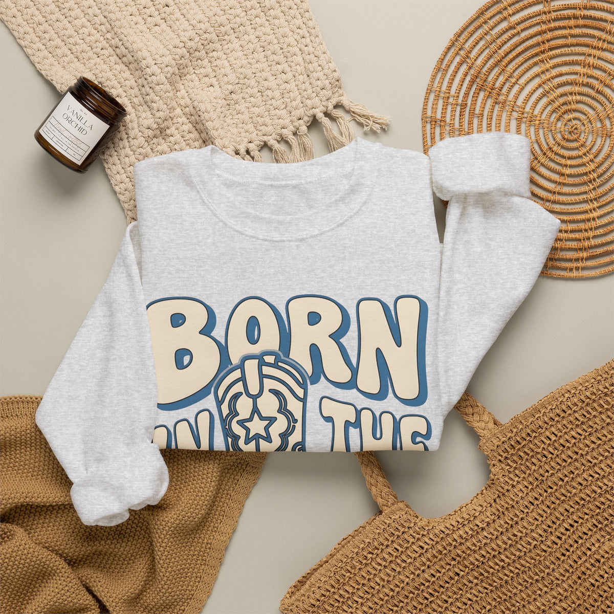 Ranch Boot Sweatshirt America 4Th Of July Livestock Gift Women Hand Drawn Sweatshirt Cowboy Boot Sweatshirt Patriot Fan Cow Illustration Sweatshirt Striking
