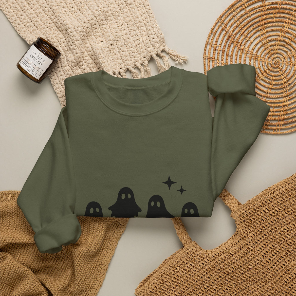 Ghost Halloween Spooky Gift Minimalist Specter Horror Fan Ghostly Creepy Silhouette Sweatshirt