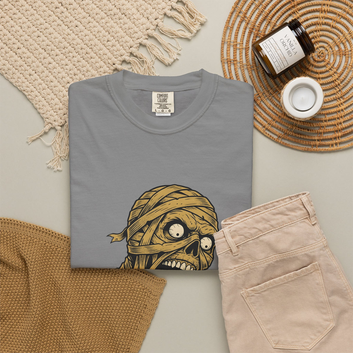 Mummy Skull T-Shirt Halloween Ghost Gift Women Creepy T-Shirt Skull T-Shirt Horror Fan Spooky T-Shirt Specter Graphic Classic Scarab T-Shirt