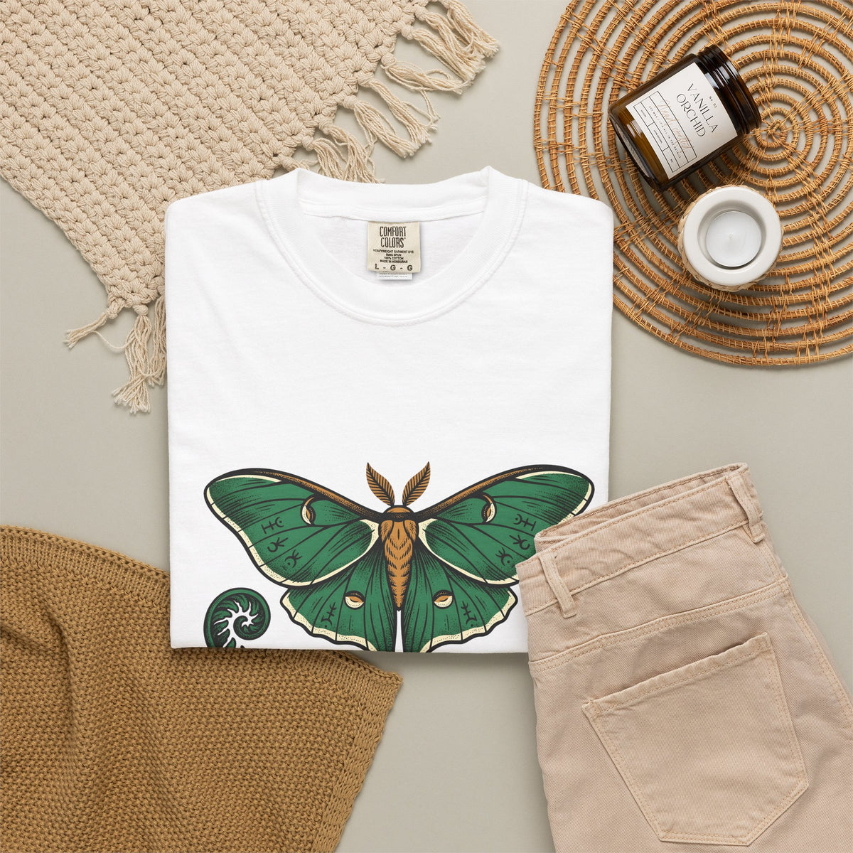 Luna Bug T-Shirt Boho Chic Environment Gift Women Antique T-Shirt Firefly T-Shirt Bohemian Fan Vintage T-Shirt Eco Graphic Line Art Greenery T-Shirt