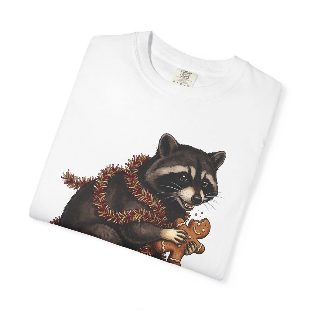 Raccoon Graphic T-Shirt Christmas Animal Gift Women Cute T-Shirt Trash Panda T-Shirt Xmas Fan Wildlife Graphic Illustration Hand Drawn Gingerbread