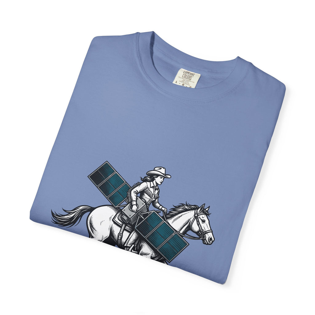 Cowgirl Riding Horse T-Shirt Cowgirl Western Gift Women Vintage T-Shirt Horseback Rider T-Shirt Cowgirl Fan Retro T-Shirt Rodeo Graphic Hand Drawn