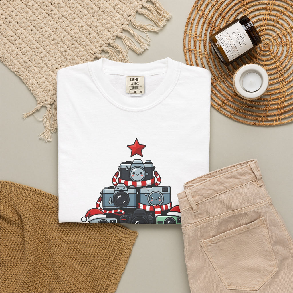 Camera Tree Christmas Photography Gift Kawaii Tree Camera Xmas Enthusiast Cute Photographic T-Shirt