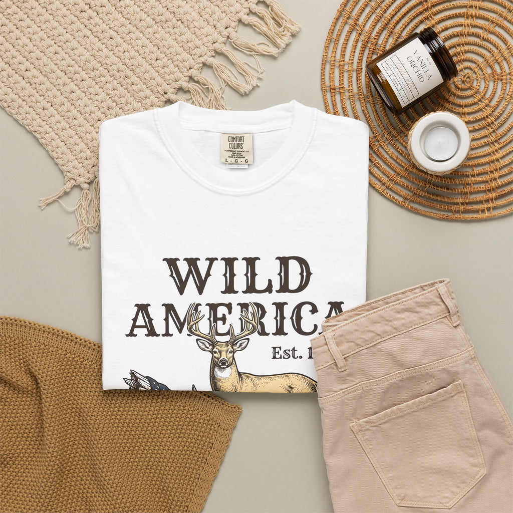 Deer Artwork America Liberty Gift Antique Fawn American Fan Vintage Freedom Doodle National Flag T-Shirt