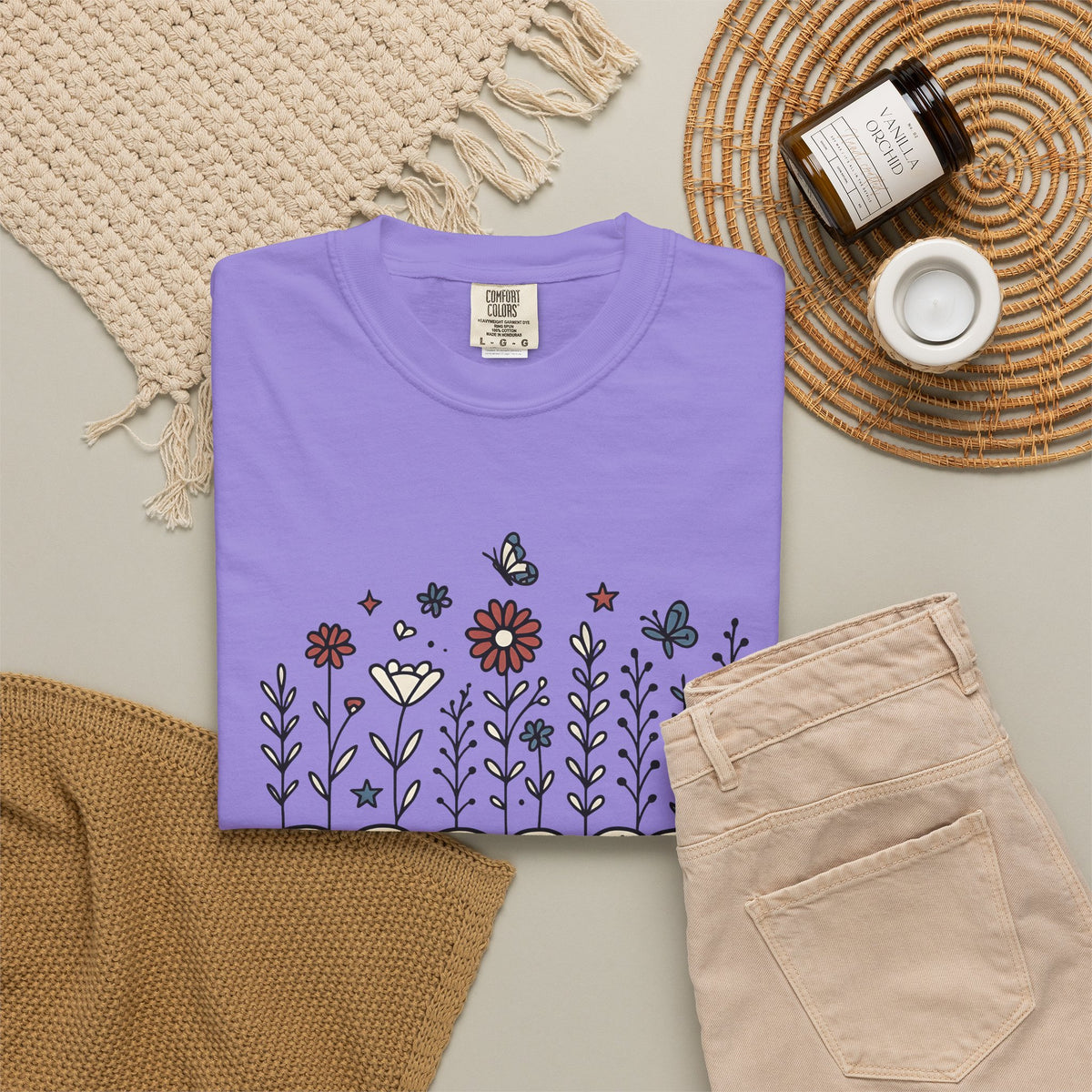 Floral Home Graphic T-Shirt America Patriotic Gift Women Boho T-Shirt Home Decor T-Shirt American Fan Bohemian T-Shirt Star Graphic Retro Butterfly