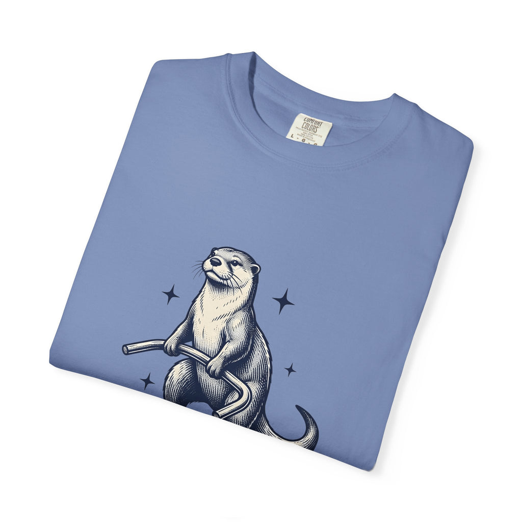 Strong Otter T-Shirt Funny Animal Gift Women Vintage T-Shirt Otter T-Shirt Humor Fan Retro T-Shirt Wildlife Graphic Hand Drawn Stars T-Shirt