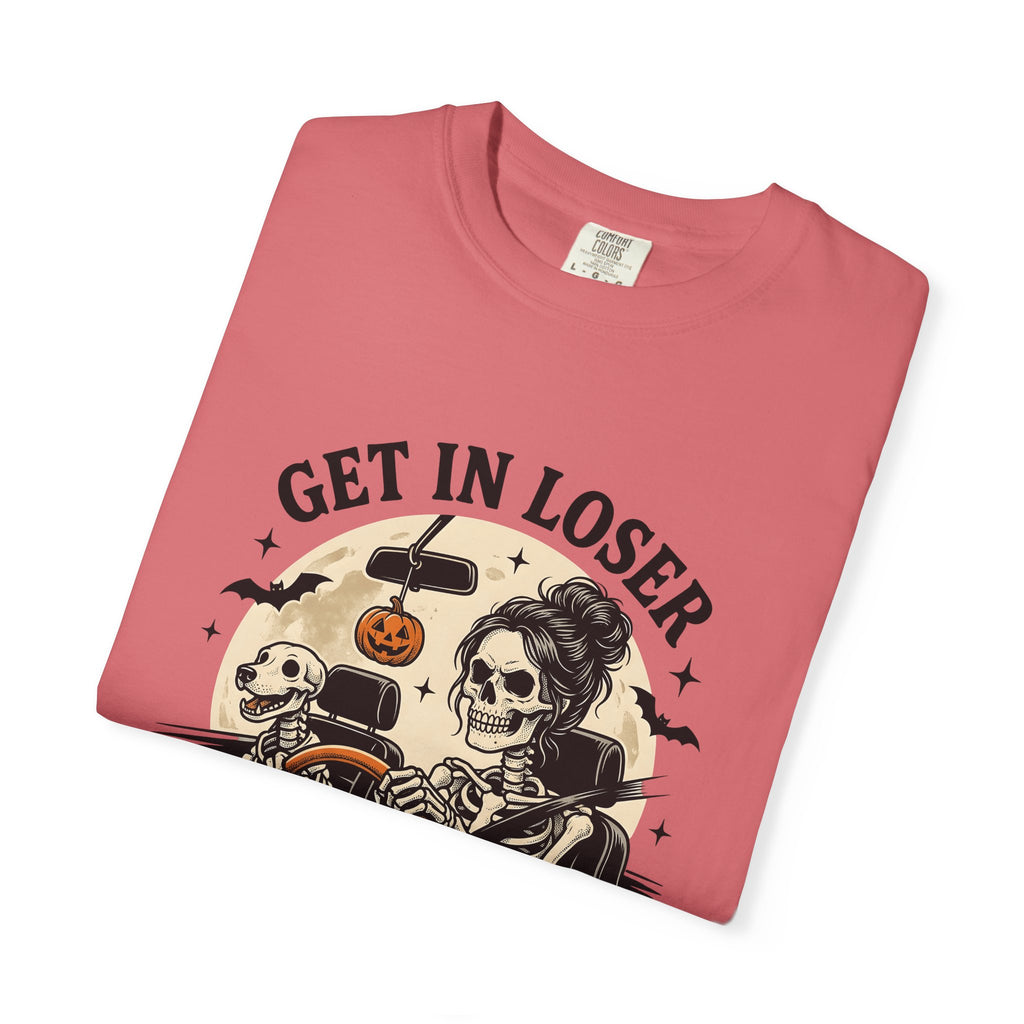 Skeleton Driver T-Shirt Halloween Spooky Gift Women Vintage T-Shirt Skeleton T-Shirt Horror Fan Retro T-Shirt Creepy Graphic Hand Drawn Bat T-Shirt