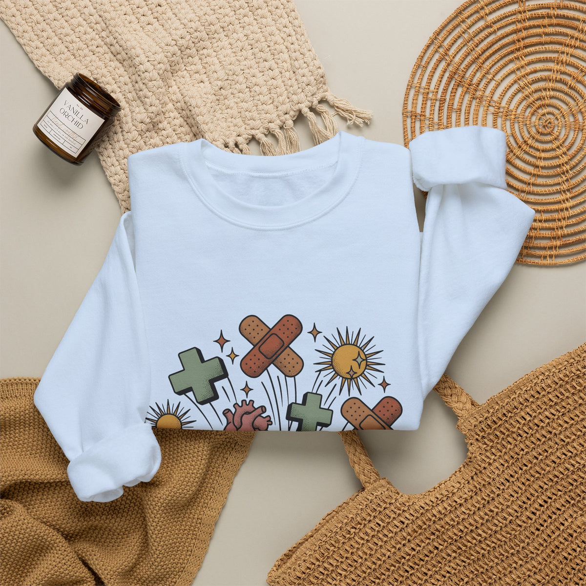 Anatomical Heart Sweatshirt Nurses Thank You Gift Women Classic Sweatshirt Heart Diagram Sweatshirt Nurse Practitioner Enthusiast Vintage Sweatshirt