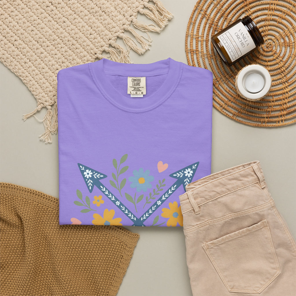 Crossed Arrows T-Shirt Cowgirl Country Gift Women Folk T-Shirt Quivers T-Shirt Rodeo Fan Quilt Design Southwestern Wildflowers T-Shirt