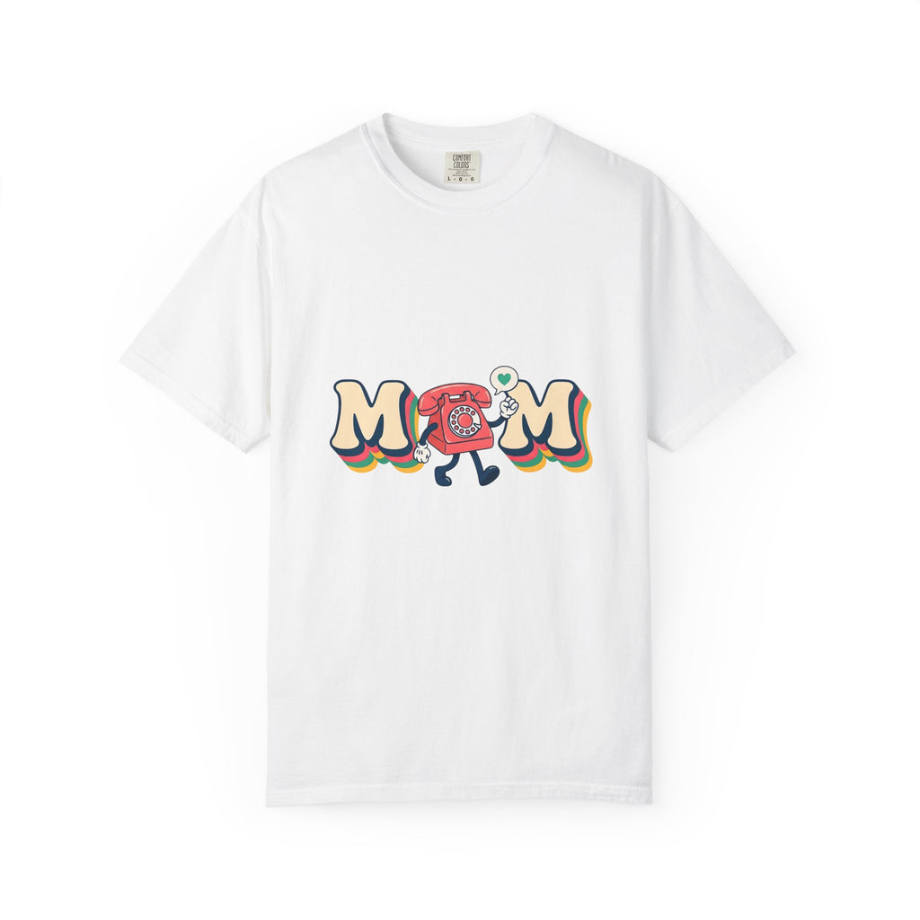 Vintage Phone T-Shirt Moms Relatives Gift Women Comic T-Shirt Old Phone T-Shirt Mother Fan Cartoon T-Shirt Family Graphic Classic Love Symbol