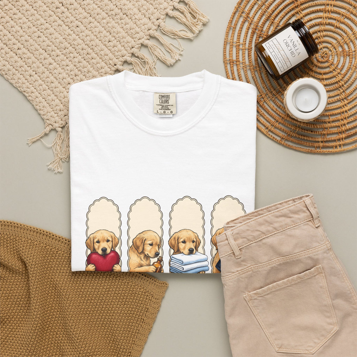 Golden Dog Puppy Nurse Pet Gift Puppy Healthcare Enthusiast Doggo Animal Minimalist T-Shirt