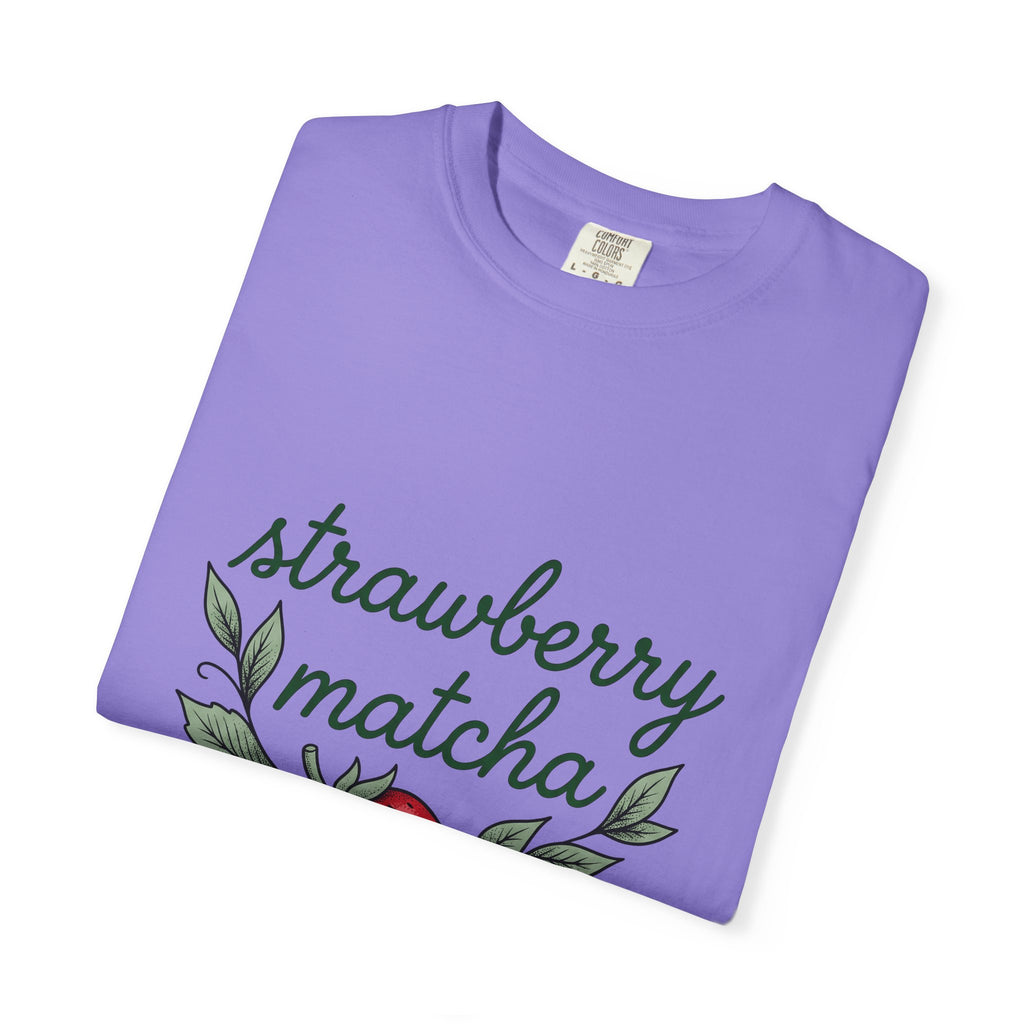 Strawberry Design T-Shirt Coffee/Desserts/Drinks Food Gift Women Floral T-Shirt Berry T-Shirt Dessert Fan Botanical T-Shirt Cuisine Graphic Retro