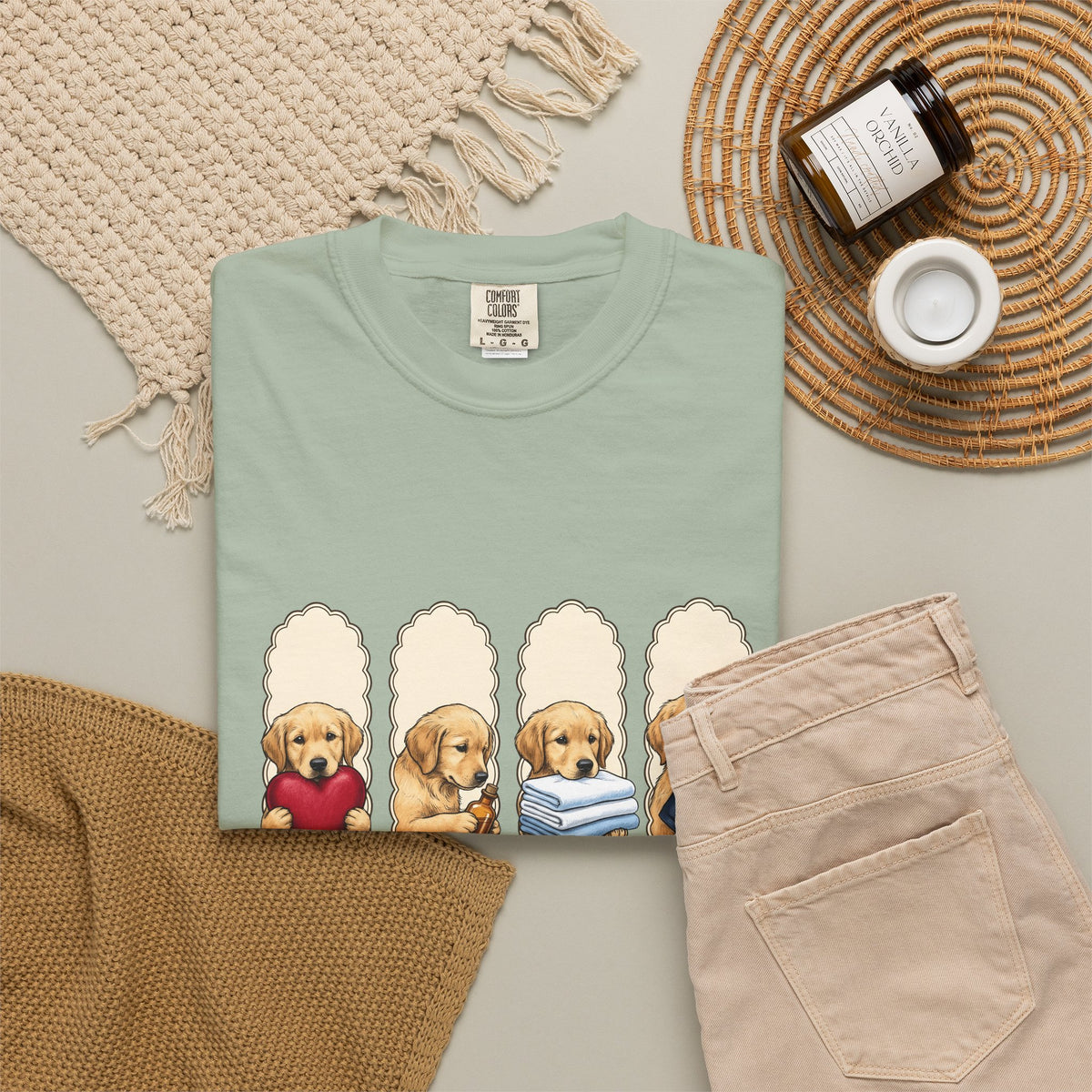 Golden Dog Puppy Nurse Pet Gift Puppy Healthcare Enthusiast Doggo Animal Minimalist T-Shirt