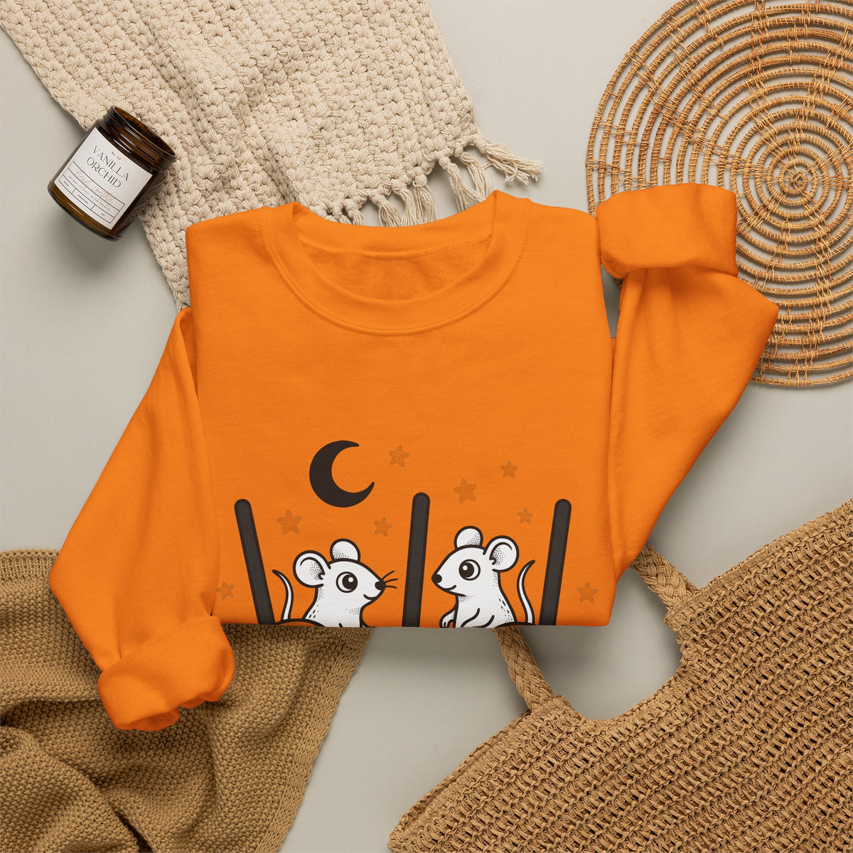 Caramel Apples Mice Sweatshirt Halloween Autumn Gift Women Comic Sweatshirt Candy Apples Sweatshirt Horror Fan Cartoon Sweatshirt Fall Graphic Retro Crescent